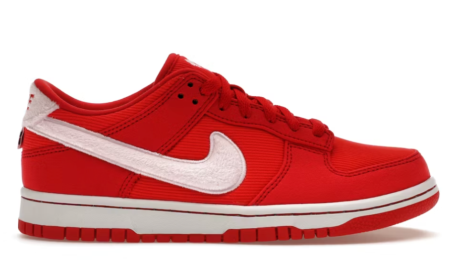 Nike Dunk Low Valentine's Day (2024)