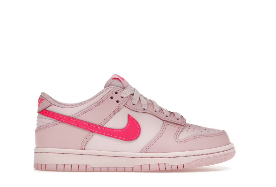 Nike Dunk Low Triple Pink