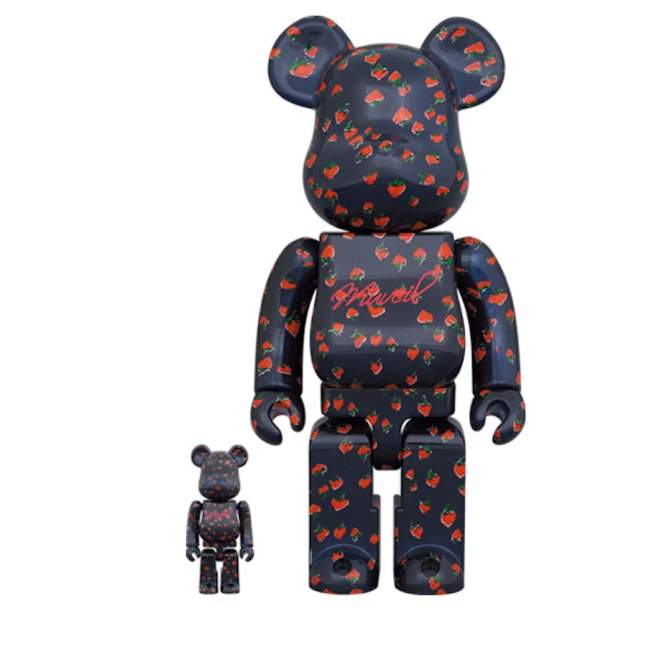 Bearbrick x MUVEIL Strawberry Pattern 100% & 400% Set